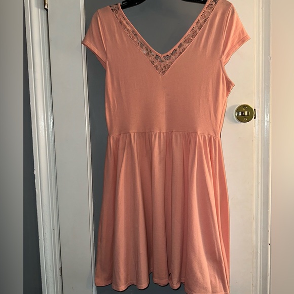 Lauren Conrad Flowy Pink Dress - Picture 4 of 6